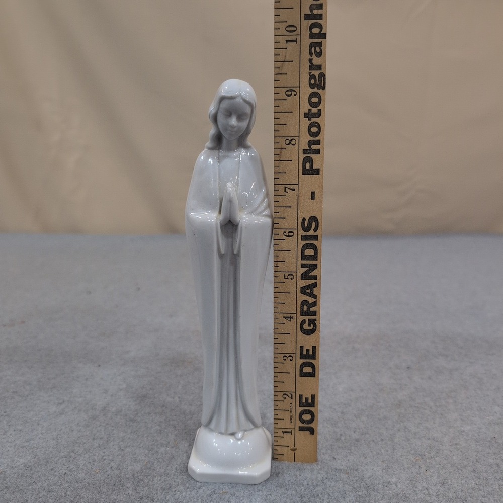 Homco 1425 Virgin Mary Praying Porcelain Figurine White Glossy Made in Taiwan - Picture 3 of 4